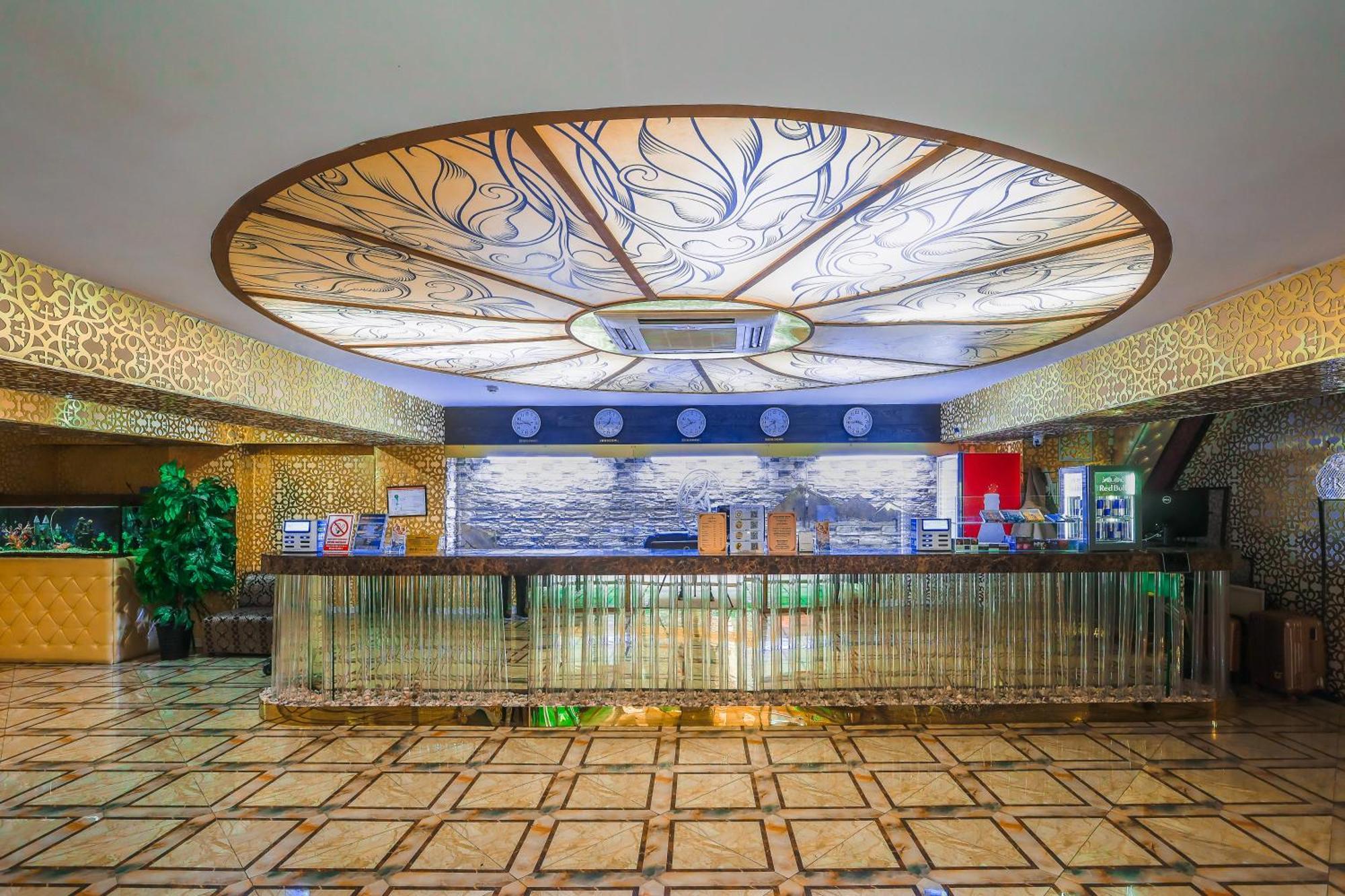 Grand Opera Hotel Almaty Extérieur photo